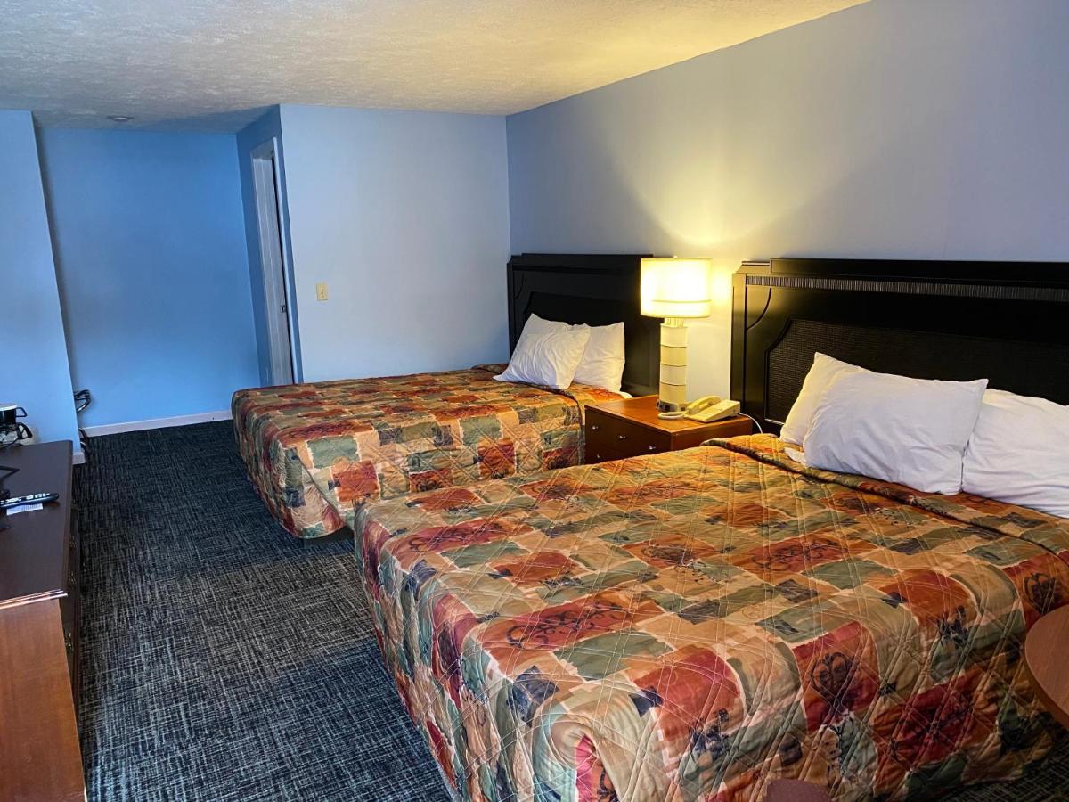 Economy Lodge 682 Main St Sturbridge Eksteriør billede