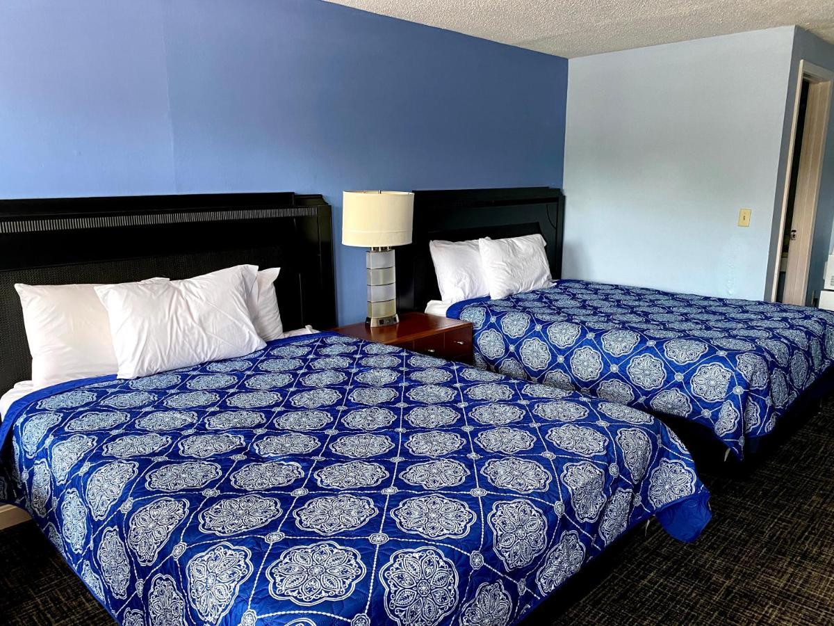 Economy Lodge 682 Main St Sturbridge Eksteriør billede